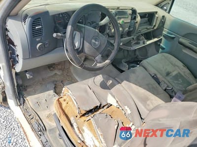 Zdjęcie 8 z 12 samochodu: 2011 GMC SIERRA C1500 VIN:1GTN1TEX5BZ413265 - miniatura