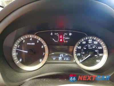 Zdjęcie 9 z 13 samochodu: 2013 NISSAN SENTRA S VIN:3N1AB7AP1DL725055 - miniatura