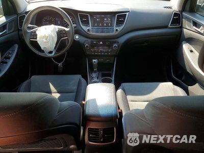Zdjęcie 8 z 14 samochodu: 2018 HYUNDAI TUCSON VALUE VIN:KM8J33A2XJU808617 - miniatura