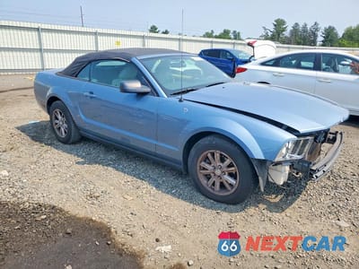 Czwarte zdjęcie samochodu z boku: 2008 FORD MUSTANG VIN:1ZVHT84N885115195 - miniatura
