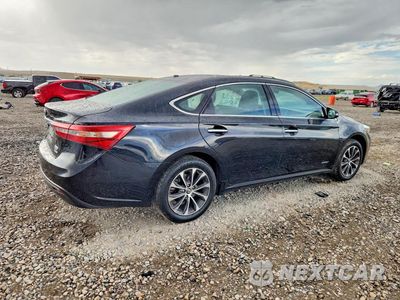 Trzecie zdjęcie samochodu z tyłu: 2018 TOYOTA AVALON HYBRID XLE PREMIUM VIN:4T1BD1EB0JU061657 - miniatura