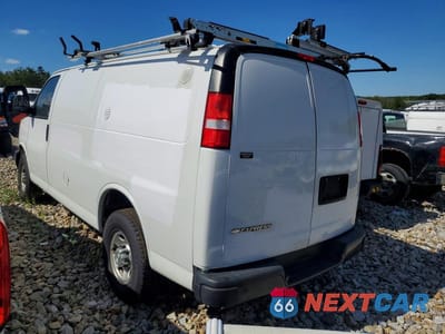 Drugie zdjęcie samochodu z przodu: 2020 CHEVROLET EXPRESS G2500 VIN:1GCWGAFG0L1242219 - miniatura
