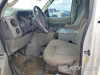 Zdjęcie 7 z 13 samochodu: 2013 FORD ECONOLINE E250 VAN VIN:1FTNE2EL8DDA49774 - miniatura
