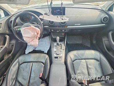 Zdjęcie 8 z 12 samochodu: 2015 AUDI A3 PREMIUM VIN:WAUBFGFF6F1057153 - miniatura