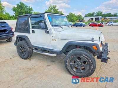 Piąte zdjęcie samochodu w środku: 2005 JEEP WRANGLER X VIN:1J4FA39S15P358777 - miniatura