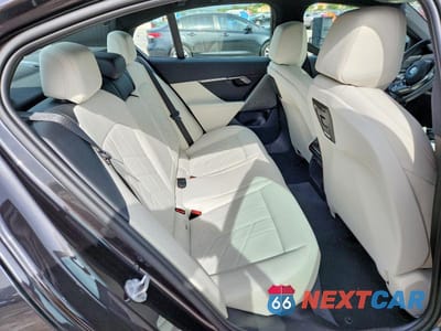 Zdjęcie 10 z 12 samochodu: 2024 BMW 530 I VIN:WBA43FJ04RCS78094 - miniatura