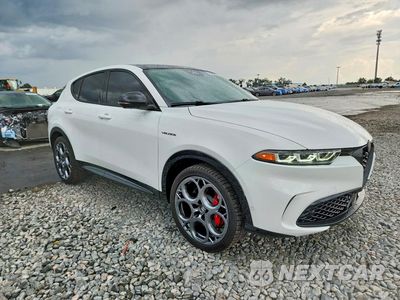 Czwarte zdjęcie samochodu z boku: 2025 ALFA ROMEO TONALE BASE VIN:ZASPATAW0S3090563 - miniatura