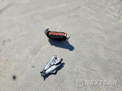 Zdjęcie 9 z 10 samochodu: 2020 YAMAHA XVS950 CU VIN:JYAVN05Y2LA004180 - miniatura