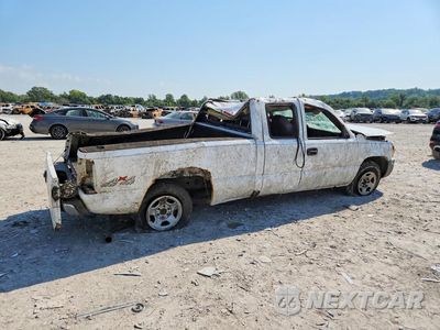 Trzecie zdjęcie samochodu z tyłu: 2004 GMC NEW SIERRA K1500 VIN:1GTEK19VX4E305678 - miniatura