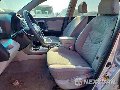 Zdjęcie 7 z 13 samochodu: 2007 TOYOTA RAV4 BASE VIN:JTMZD33V276041984 - miniatura
