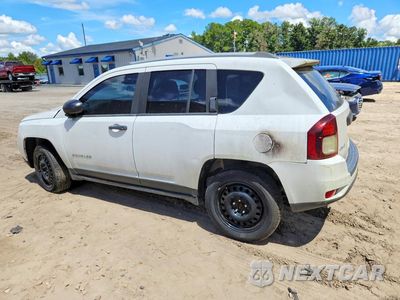 Drugie zdjęcie samochodu z przodu: 2015 JEEP COMPASS SPORT VIN:1C4NJDBB7FD417836 - miniatura