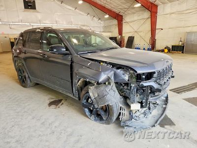 Czwarte zdjęcie samochodu z boku: 2025 JEEP GRAND CHEROKEE LAREDO VIN:1C4RJHAG4SC366799 - miniatura