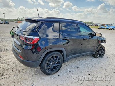 Trzecie zdjęcie samochodu z tyłu: 2022 JEEP COMPASS LATITUDE VIN:3C4NJCBB1NT177993 - miniatura