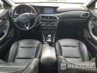 Zdjęcie 8 z 12 samochodu: 2018 INFINITI QX30 PREMIUM VIN:SJKCH5CR5JA047773 - miniatura