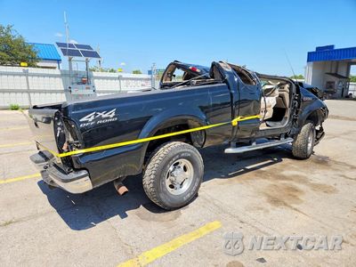 Trzecie zdjęcie samochodu z tyłu: 2001 FORD F250 SUPER DUTY VIN:1FTNX21FX1EC41181 - miniatura