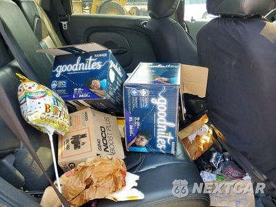 Zdjęcie 11 z 13 samochodu: 2003 CHRYSLER PT CRUISER GT VIN:3C8FY78G63T580809 - miniatura