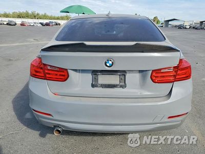 Zdjęcie 6 z 12 samochodu: 2014 BMW 328 D VIN:WBA3D3C5XEK154850 - miniatura