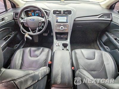 Zdjęcie 8 z 13 samochodu: 2020 FORD FUSION TITANIUM VIN:3FA6P0D92LR116860 - miniatura