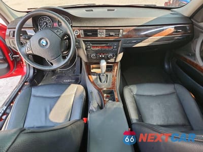 Zdjęcie 8 z 12 samochodu: 2011 BMW 328 XI VIN:WBAPK7C5XBA464092 - miniatura