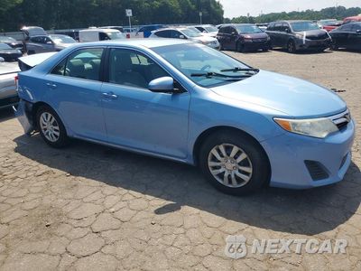 Czwarte zdjęcie samochodu z boku: 2012 TOYOTA CAMRY LE VIN:4T1BF1FK7CU606278 - miniatura