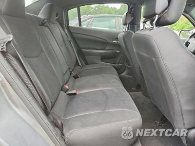 Zdjęcie 10 z 13 samochodu: 2013 CHRYSLER 200 LX VIN:1C3CCBAG5DN721942 - miniatura