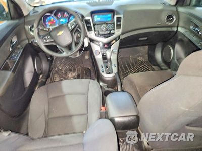 Zdjęcie 8 z 12 samochodu: 2015 CHEVROLET CRUZE LT VIN:1G1PC5SBXF7290564 - miniatura