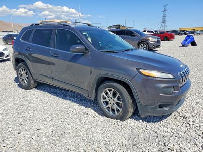 Czwarte zdjęcie samochodu z boku: 2018 JEEP CHEROKEE LATITUDE PLUS VIN:1C4PJLLB5JD612232 - miniatura