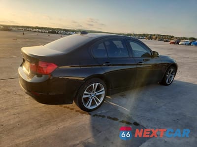 Trzecie zdjęcie samochodu z tyłu: 2013 BMW 328 XI VIN:WBA3B3C57DJ811579 - miniatura
