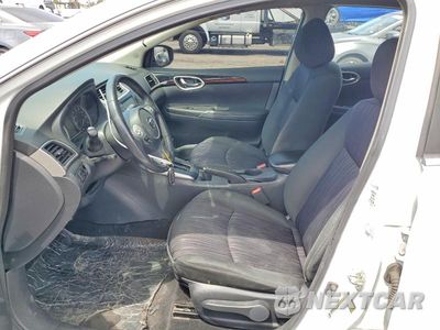 Zdjęcie 7 z 13 samochodu: 2019 NISSAN SENTRA SV VIN:3N1AB7AP9KY336406 - miniatura