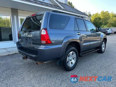 Czwarte zdjęcie samochodu z boku: 2008 TOYOTA 4RUNNER SR5 VIN:JTEBU14R28K033637 - miniatura