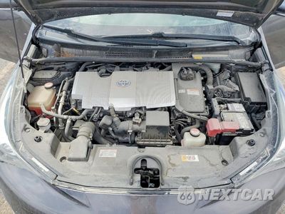 Zdjęcie 11 z 12 samochodu: 2016 TOYOTA PRIUS FOUR VIN:JTDKARFU5G3518375 - miniatura