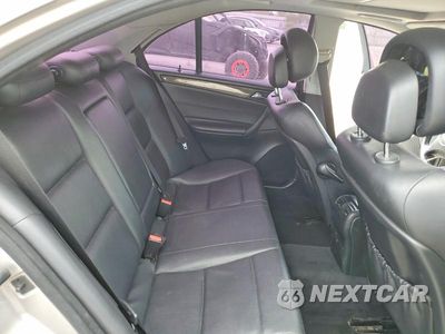 Zdjęcie 10 z 12 samochodu: 2007 MERCEDES-BENZ C 230 VIN:WDBRF52H37F887783 - miniatura