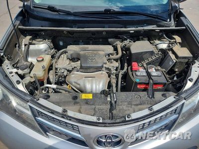 Zdjęcie 12 z 13 samochodu: 2015 TOYOTA RAV4 XLE VIN:JTMRFREV1FD125640 - miniatura