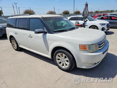 Czwarte zdjęcie samochodu z boku: 2012 FORD FLEX SE VIN:2FMGK5BC4CBD00975 - miniatura