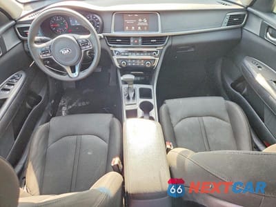 Zdjęcie 8 z 12 samochodu: 2018 KIA OPTIMA LX VIN:5XXGT4L3XJG250249 - miniatura