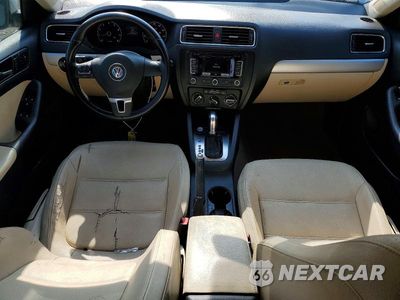 Zdjęcie 8 z 12 samochodu: 2011 VOLKSWAGEN JETTA SEL VIN:3VWLZ7AJ4BM341336 - miniatura