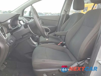 Zdjęcie 7 z 13 samochodu: 2017 CHEVROLET TRAX LS VIN:KL7CJKSBXHB185174 - miniatura