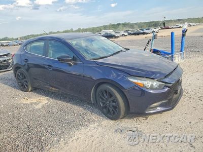 Czwarte zdjęcie samochodu z boku: 2018 MAZDA 3 TOURING VIN:3MZBN1L38JM255206 - miniatura