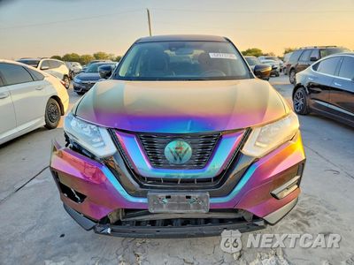 Piąte zdjęcie samochodu w środku: 2019 NISSAN ROGUE SV VIN:JN8AT2MT6KW261505 - miniatura