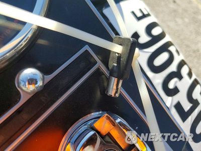 Zdjęcie 8 z 9 samochodu: 2013 HARLEY-DAVIDSON FLSTFB FATBOY LO VIN:1HD1JNV13DB017013 - miniatura