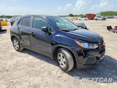 Czwarte zdjęcie samochodu z boku: 2022 CHEVROLET TRAX LS VIN:KL7CJKSM9NB510300 - miniatura