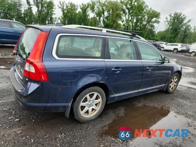 Trzecie zdjęcie samochodu z tyłu: 2010 VOLVO V70 3.2 VIN:YV1982BW9A1134038 - miniatura