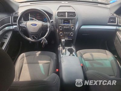 Zdjęcie 8 z 13 samochodu: 2016 FORD EXPLORER XLT VIN:1FM5K8D83GGC31499 - miniatura