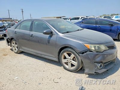 Czwarte zdjęcie samochodu z boku: 2014 TOYOTA CAMRY SE VIN:4T1BF1FK8EU383929 - miniatura