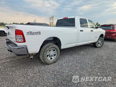 Trzecie zdjęcie samochodu z tyłu: 2022 RAM 2500 TRADESMAN VIN:3C6UR5HJ3NG130821 - miniatura