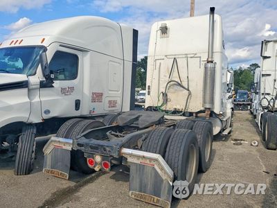 Trzecie zdjęcie samochodu z tyłu: 2006 FREIGHTLINER CST120 SEMI TRUCK VIN:1FUJBBCK06LX07056 - miniatura