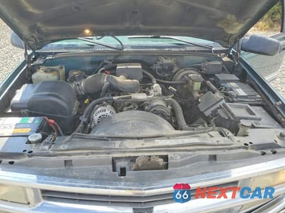Zdjęcie 12 z 13 samochodu: 1997 CHEVROLET SUBURBAN K1500 VIN:3GNFK16R8VG117402 - miniatura