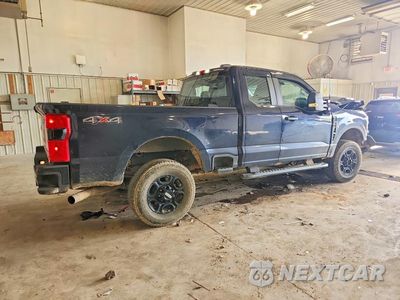 Trzecie zdjęcie samochodu z tyłu: 2024 FORD F250 SUPER DUTY VIN:1FT8X2BA1REF11202 - miniatura