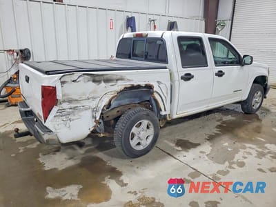 Trzecie zdjęcie samochodu z tyłu: 2004 GMC CANYON VIN:1GTDT136748179160 - miniatura