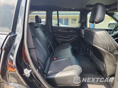 Zdjęcie 11 z 13 samochodu: 2025 JEEP GRAND CHEROKEE LAREDO VIN:1C4RJHAG9SC306310 - miniatura